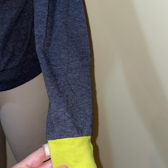 Womens GW Sport Zip Up Sweater - Picture 2 of 4